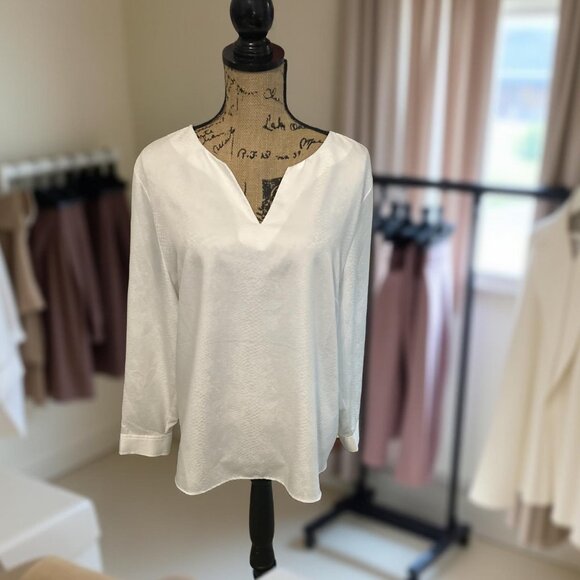Chico's Tops - Chico's Couture White V-Neck Blouse Long Sleeve Size 3 XL /16/XL Minimalist